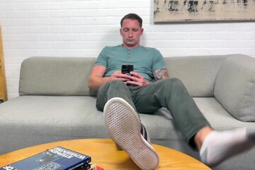 Spy on Aaron Boss While He Nuts